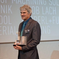 Development Group Manager Benedikt Rauscher at the award ceremony.